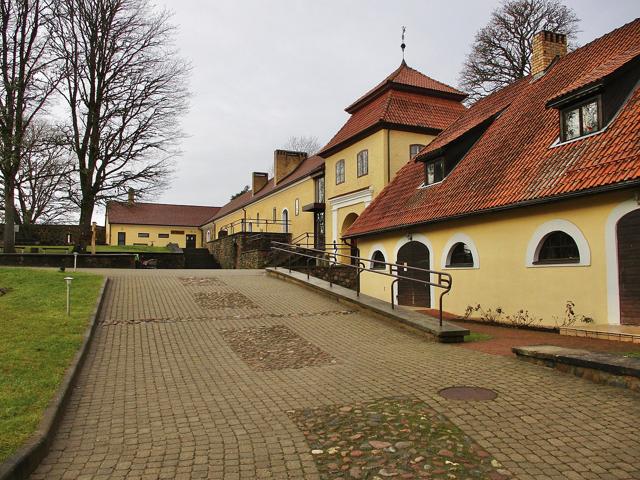 Šlokenbeka Castle